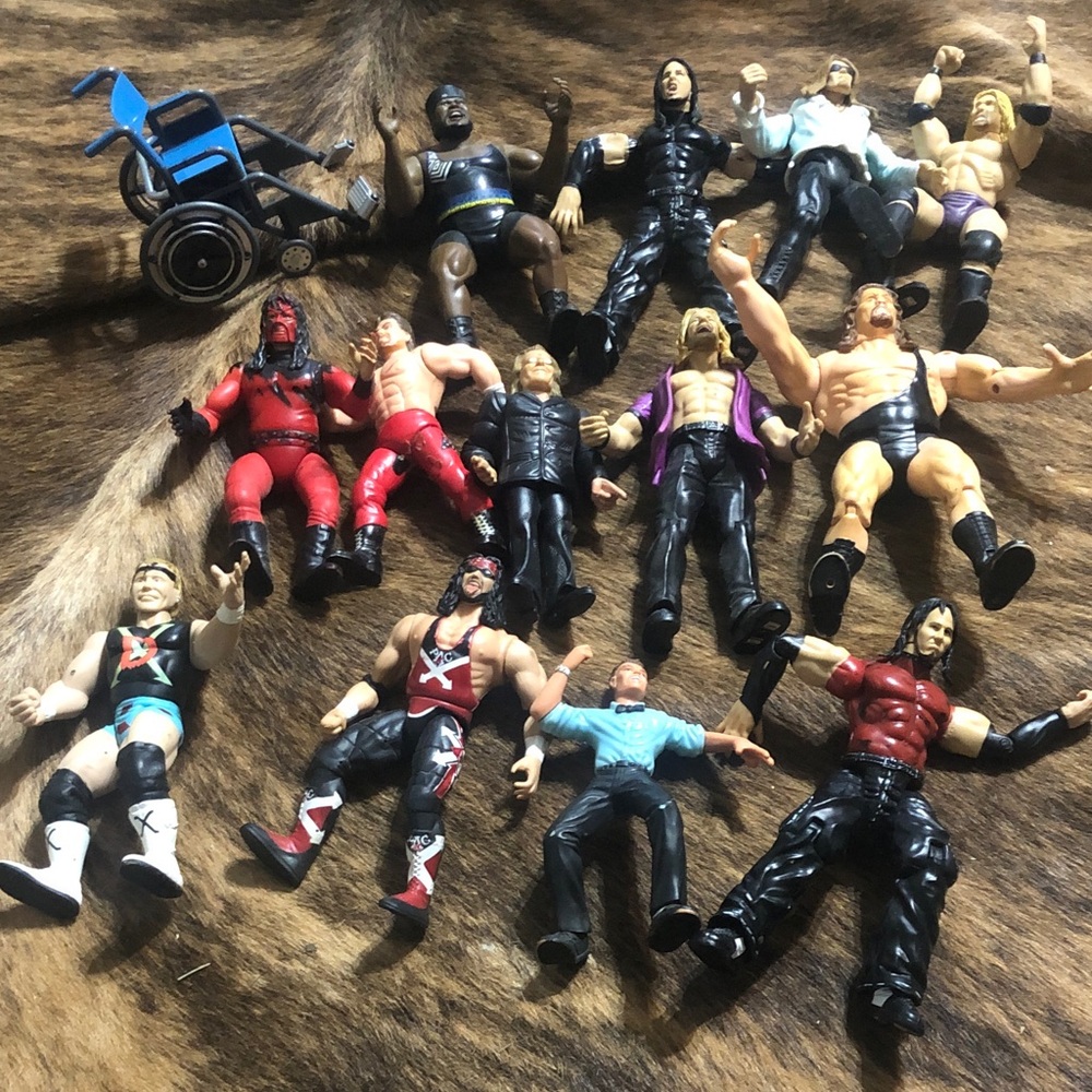 WWF figures 13 and wheelchair.